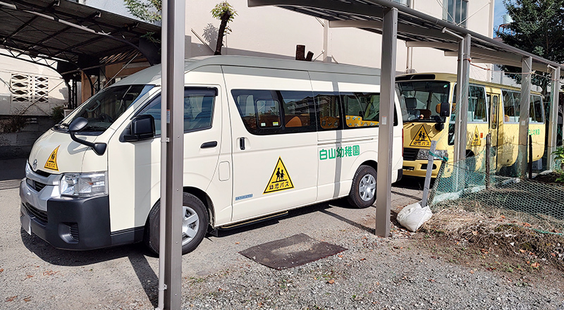 送迎バス駐車場
